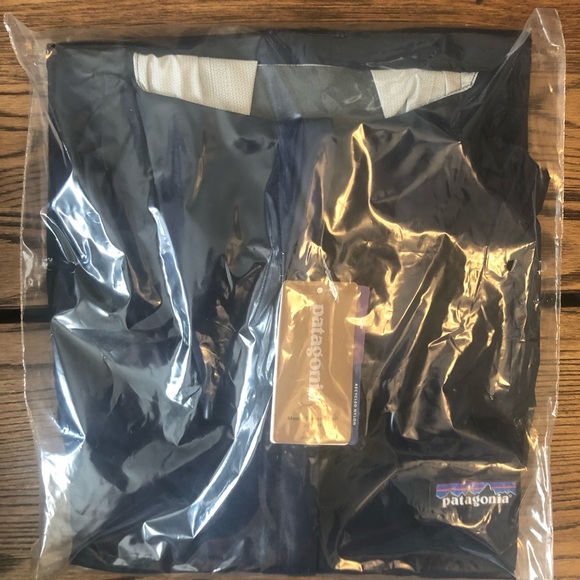 Patagonia Torrentshell, NWT - Picture 5 of 6